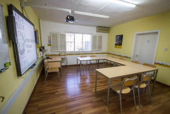 apprendre l'anglais à ih st julian's salle de classe