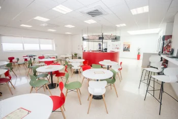 partir en séjour linguistique à alas pembroke cafétéria