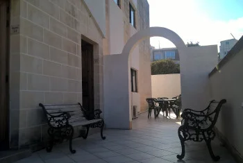 partir en séjour linguistique à gse st julian's terrasse