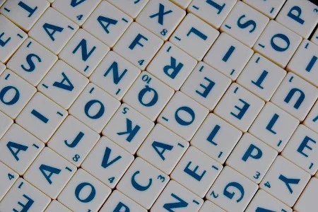 Lettres de l'alphabet séjour linguistique enfants adolescents à pembroke à malte