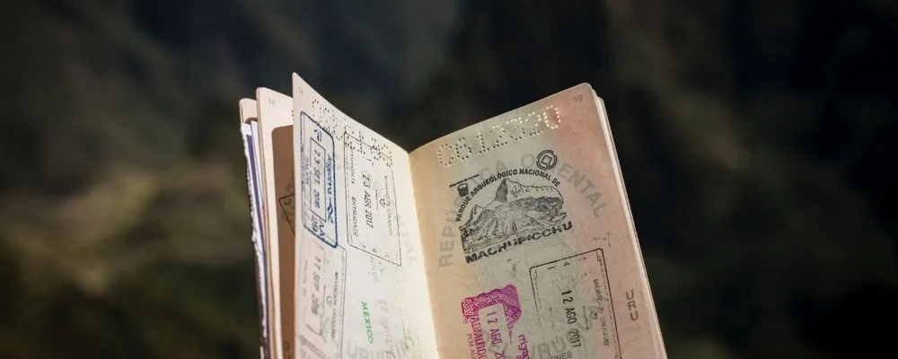 visa-emirats-pour-marocain-en-express-by-opener24-quel-visa-demander-passeport