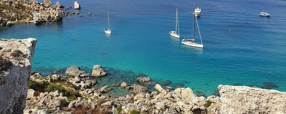 Littoral à Malte echange-linguistique-st-pauls-bay-malte-comment-se-deroule-echange-littoral-bateaux